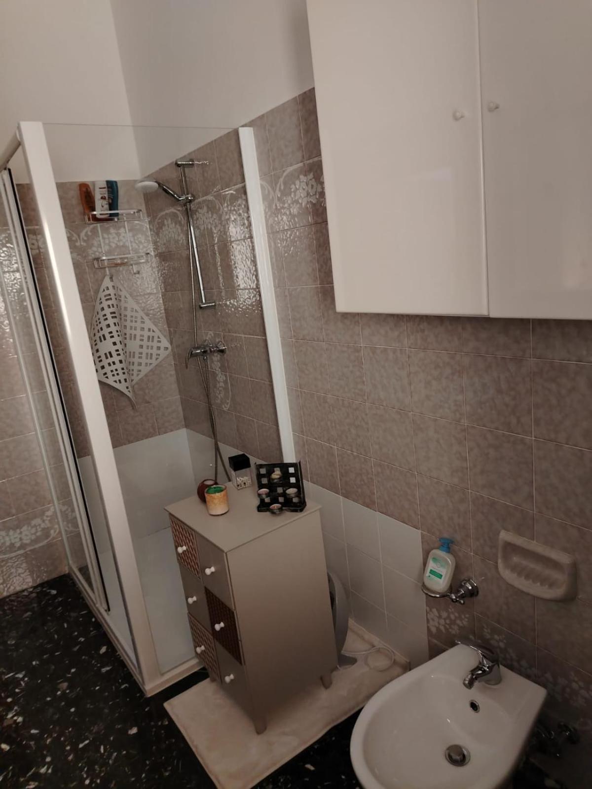 B&B Califano- 2 Leoni Верона Екстериор снимка