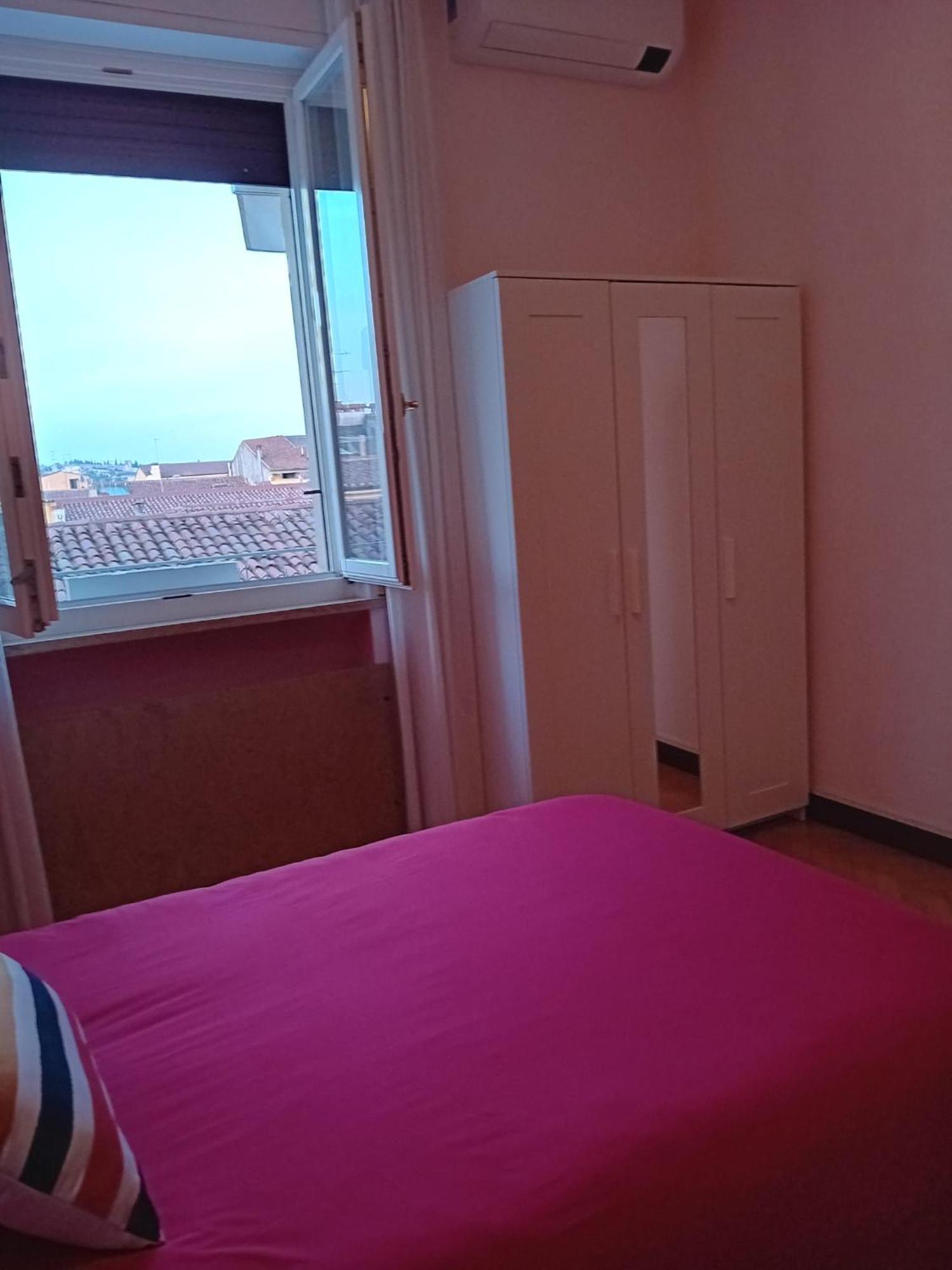 B&B Califano- 2 Leoni Верона Екстериор снимка